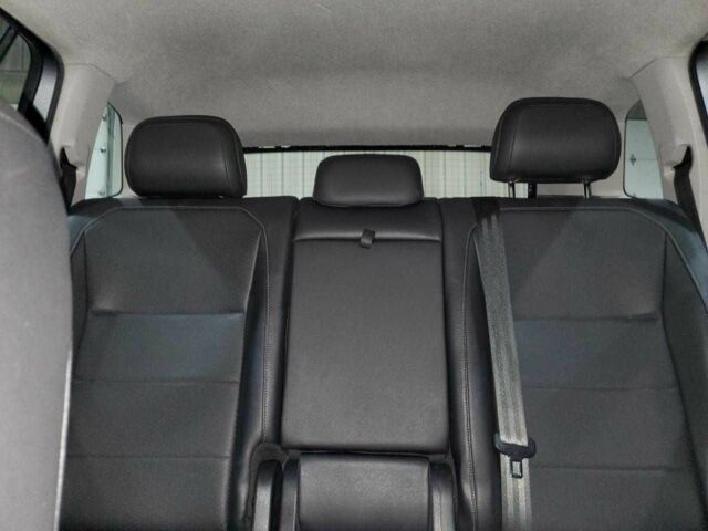 Сірий Фольксваген Тігуан, об'ємом двигуна 2 л та пробігом 76 тис. км за 4500 $, фото 9 на Automoto.ua