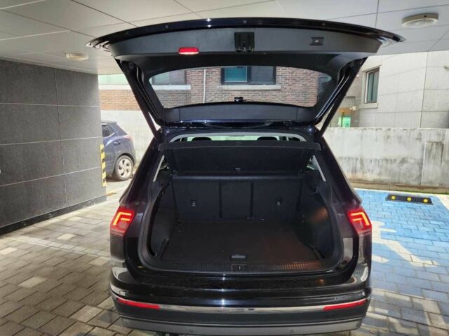 Сірий Фольксваген Тігуан, об'ємом двигуна 2 л та пробігом 69 тис. км за 13991 $, фото 1 на Automoto.ua