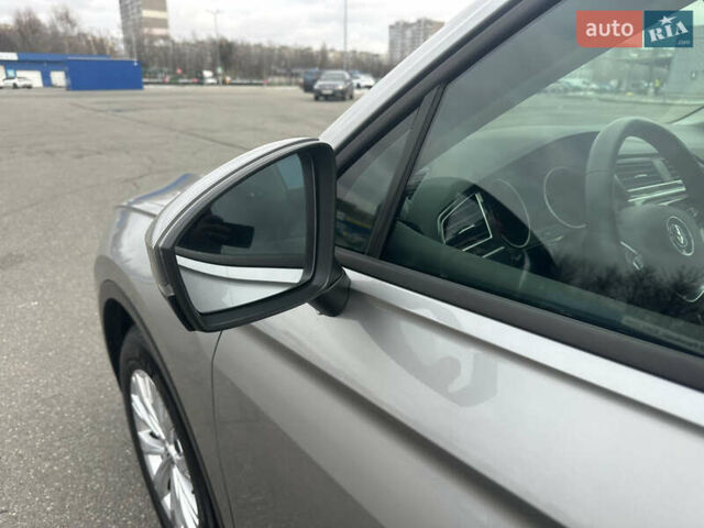 Серый Фольксваген Тигуан, объемом двигателя 1.97 л и пробегом 110 тыс. км за 24999 $, фото 55 на Automoto.ua