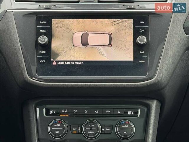 Серый Фольксваген Тигуан, объемом двигателя 1.98 л и пробегом 78 тыс. км за 27500 $, фото 39 на Automoto.ua