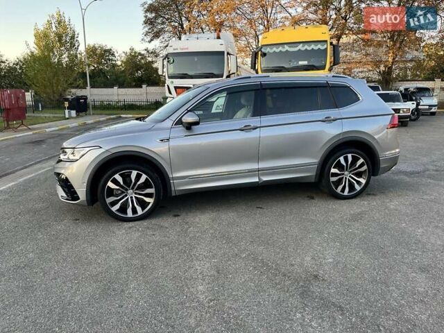 Сірий Фольксваген Тігуан, об'ємом двигуна 1.98 л та пробігом 118 тис. км за 28000 $, фото 42 на Automoto.ua