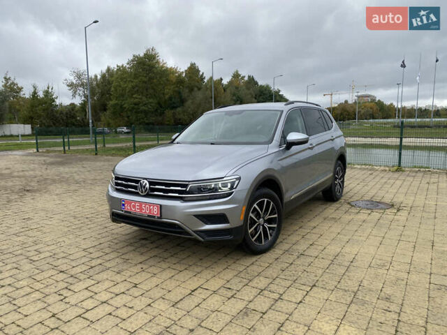 Серый Фольксваген Тигуан, объемом двигателя 2 л и пробегом 148 тыс. км за 19850 $, фото 3 на Automoto.ua