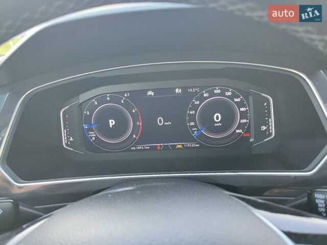 Сірий Фольксваген Тігуан, об'ємом двигуна 1.98 л та пробігом 118 тис. км за 28000 $, фото 27 на Automoto.ua