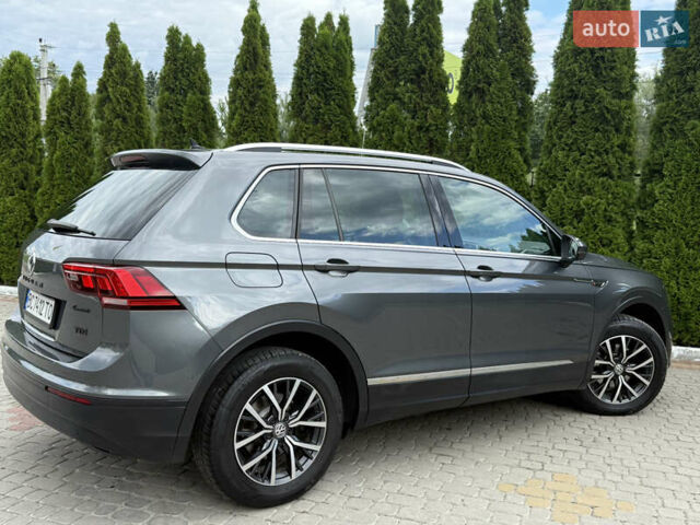 Сірий Фольксваген Тігуан, об'ємом двигуна 1.97 л та пробігом 250 тис. км за 25999 $, фото 28 на Automoto.ua