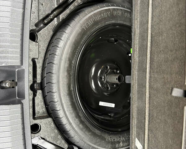 Сірий Фольксваген Тігуан, об'ємом двигуна 2 л та пробігом 212 тис. км за 16900 $, фото 59 на Automoto.ua