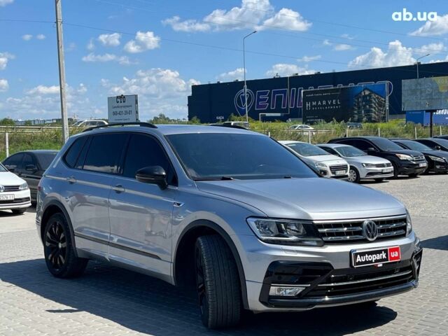 Серый Фольксваген Тигуан, объемом двигателя 2 л и пробегом 135 тыс. км за 23690 $, фото 2 на Automoto.ua