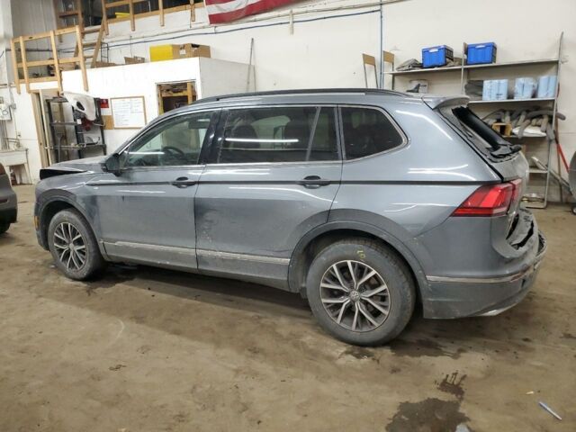 Сірий Фольксваген Тігуан, об'ємом двигуна 2 л та пробігом 138 тис. км за 11400 $, фото 3 на Automoto.ua