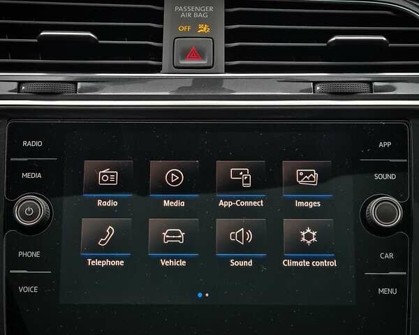 Серый Фольксваген Тигуан, объемом двигателя 2 л и пробегом 122 тыс. км за 20500 $, фото 19 на Automoto.ua