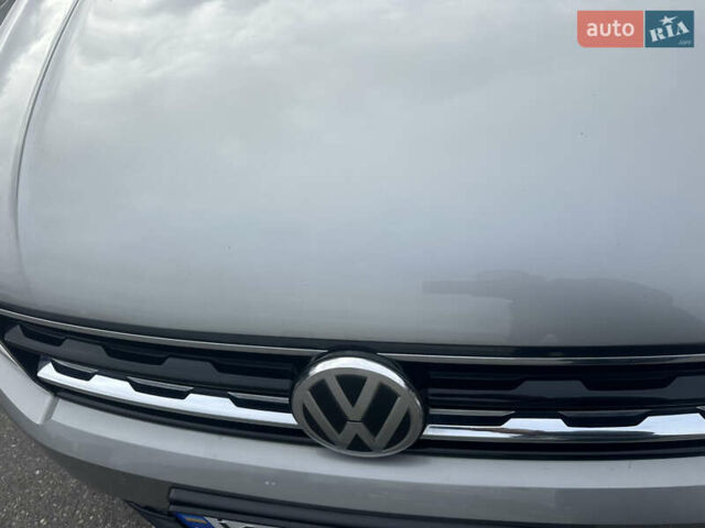 Серый Фольксваген Тигуан, объемом двигателя 1.97 л и пробегом 110 тыс. км за 24999 $, фото 11 на Automoto.ua