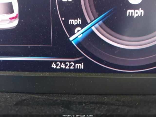 Серый Фольксваген Тигуан, объемом двигателя 2 л и пробегом 42 тыс. км за 5500 $, фото 15 на Automoto.ua