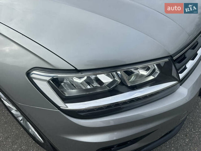 Серый Фольксваген Тигуан, объемом двигателя 1.97 л и пробегом 110 тыс. км за 24999 $, фото 12 на Automoto.ua