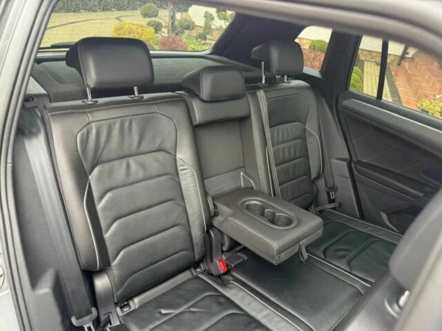 Сірий Фольксваген Тігуан, об'ємом двигуна 2 л та пробігом 55 тис. км за 19000 $, фото 9 на Automoto.ua