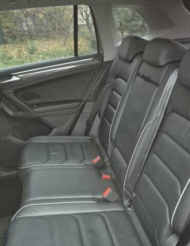 Сірий Фольксваген Тігуан, об'ємом двигуна 1.97 л та пробігом 113 тис. км за 29999 $, фото 11 на Automoto.ua