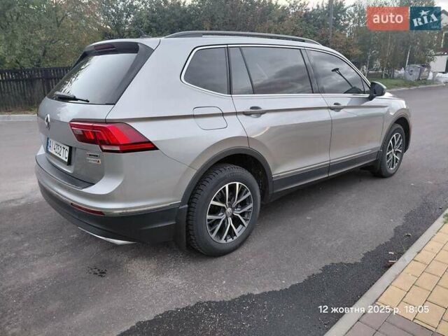 Серый Фольксваген Тигуан, объемом двигателя 1.98 л и пробегом 225 тыс. км за 19500 $, фото 5 на Automoto.ua