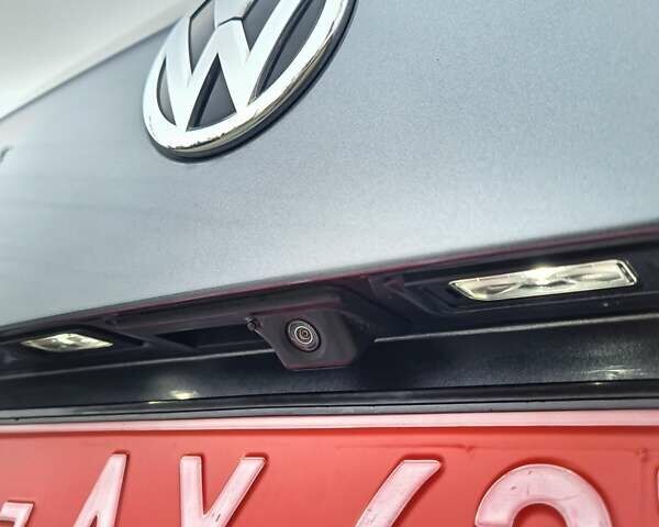 Серый Фольксваген Тигуан, объемом двигателя 2 л и пробегом 122 тыс. км за 20500 $, фото 10 на Automoto.ua