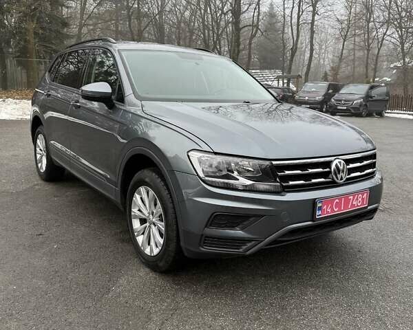 Сірий Фольксваген Тігуан, об'ємом двигуна 1.98 л та пробігом 87 тис. км за 16600 $, фото 5 на Automoto.ua