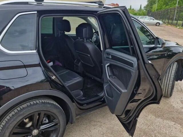 Серый Фольксваген Тигуан, объемом двигателя 2 л и пробегом 97 тыс. км за 11000 $, фото 11 на Automoto.ua