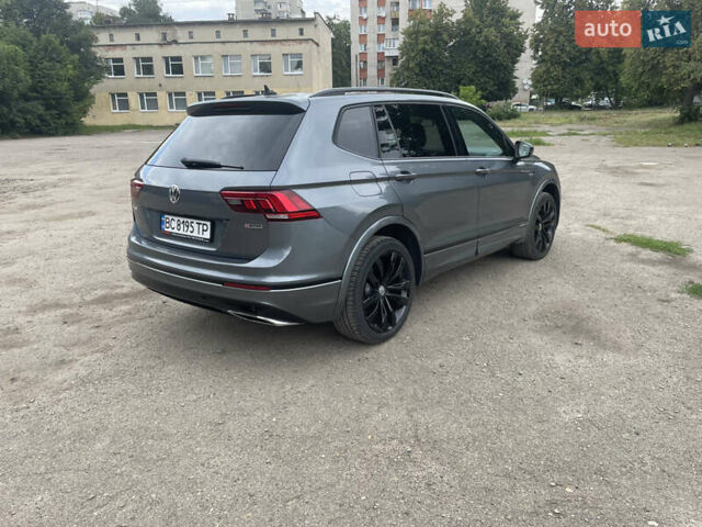 Серый Фольксваген Тигуан, объемом двигателя 1.98 л и пробегом 129 тыс. км за 23000 $, фото 6 на Automoto.ua