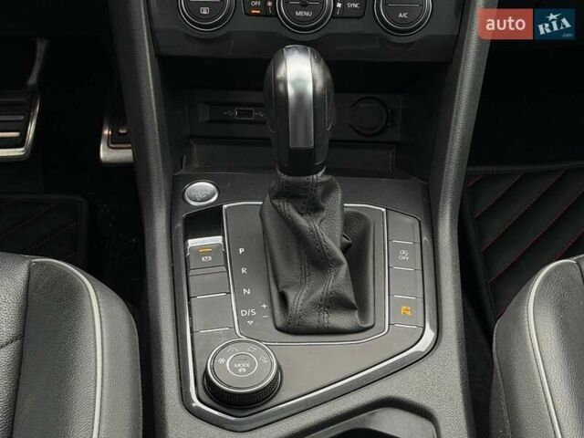 Серый Фольксваген Тигуан, объемом двигателя 1.98 л и пробегом 78 тыс. км за 27500 $, фото 41 на Automoto.ua