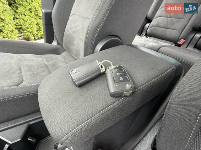 Сірий Фольксваген Тігуан, об'ємом двигуна 1.98 л та пробігом 250 тис. км за 25555 $, фото 49 на Automoto.ua