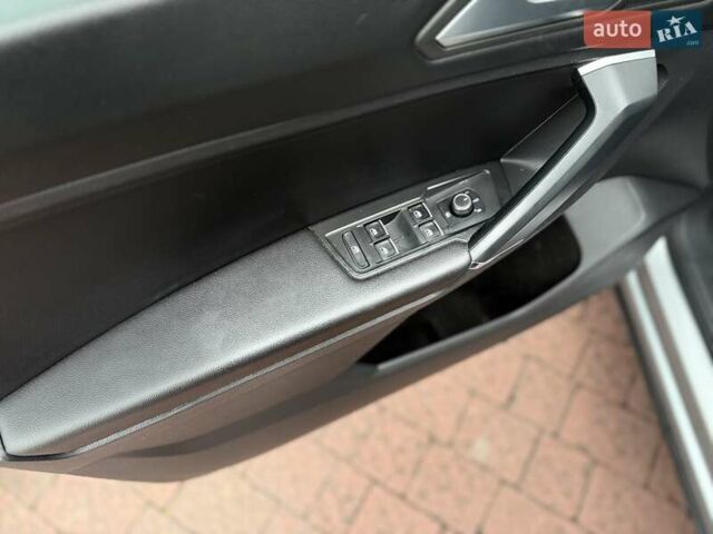 Сірий Фольксваген Тігуан, об'ємом двигуна 1.98 л та пробігом 173 тис. км за 16999 $, фото 32 на Automoto.ua