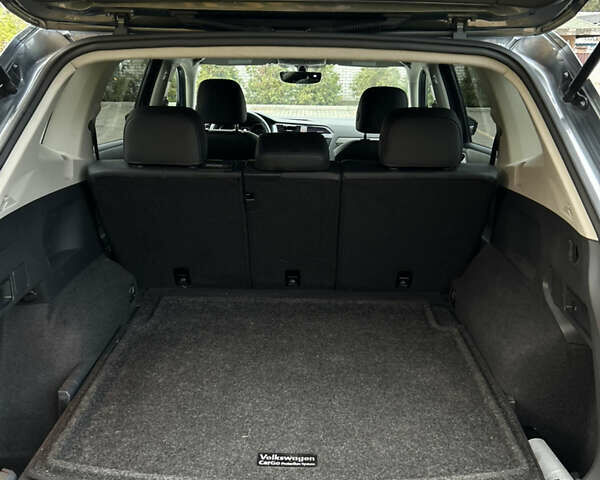 Сірий Фольксваген Тігуан, об'ємом двигуна 2 л та пробігом 98 тис. км за 22300 $, фото 9 на Automoto.ua