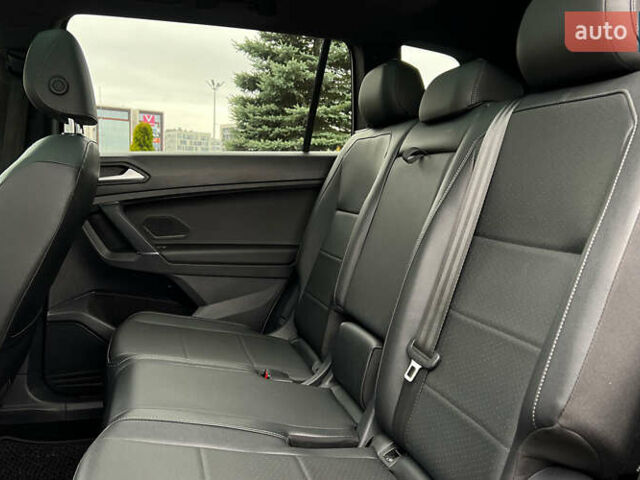 Серый Фольксваген Тигуан, объемом двигателя 1.98 л и пробегом 101 тыс. км за 23900 $, фото 23 на Automoto.ua