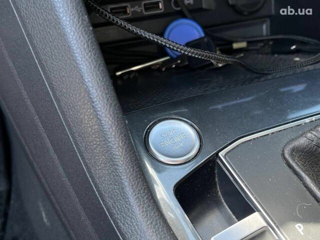 Серый Фольксваген Тигуан, объемом двигателя 2 л и пробегом 135 тыс. км за 23690 $, фото 22 на Automoto.ua