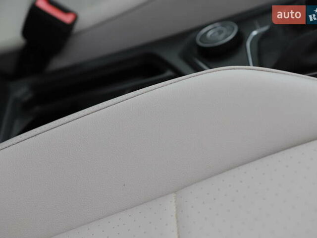 Сірий Фольксваген Тігуан, об'ємом двигуна 1.98 л та пробігом 110 тис. км за 11899 $, фото 18 на Automoto.ua