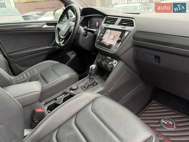 Серый Фольксваген Тигуан, объемом двигателя 1.98 л и пробегом 78 тыс. км за 27500 $, фото 28 на Automoto.ua