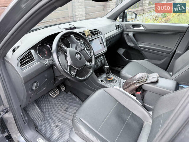 Серый Фольксваген Тигуан, объемом двигателя 1.98 л и пробегом 91 тыс. км за 24000 $, фото 6 на Automoto.ua