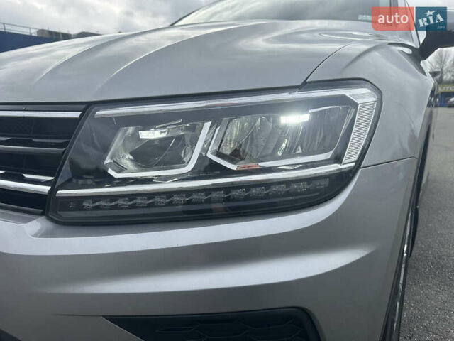 Серый Фольксваген Тигуан, объемом двигателя 1.97 л и пробегом 110 тыс. км за 24999 $, фото 7 на Automoto.ua