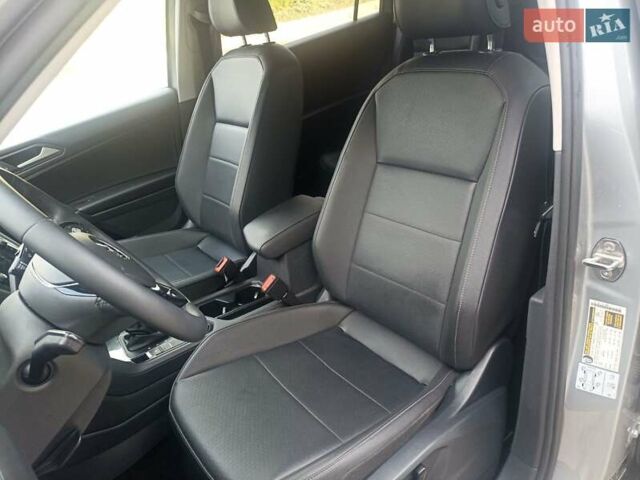 Серый Фольксваген Тигуан, объемом двигателя 1.98 л и пробегом 159 тыс. км за 19900 $, фото 17 на Automoto.ua