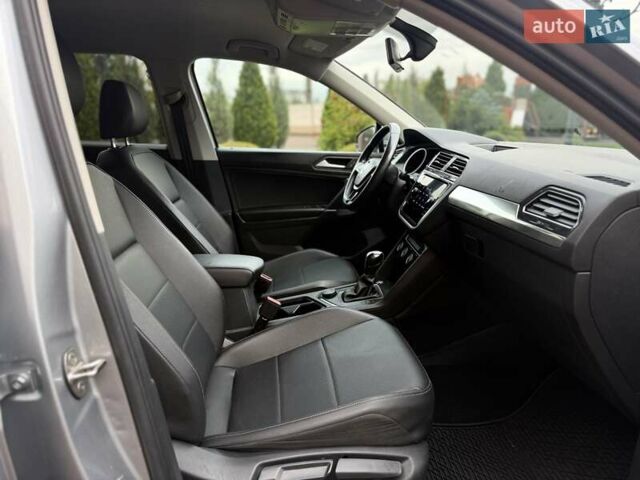 Сірий Фольксваген Тігуан, об'ємом двигуна 1.98 л та пробігом 173 тис. км за 16999 $, фото 54 на Automoto.ua