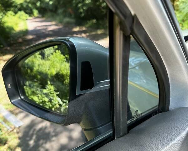 Серый Фольксваген Тигуан, объемом двигателя 1.98 л и пробегом 103 тыс. км за 31000 $, фото 51 на Automoto.ua