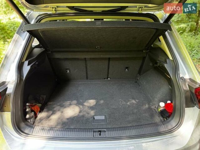 Серый Фольксваген Тигуан, объемом двигателя 1.98 л и пробегом 103 тыс. км за 31000 $, фото 33 на Automoto.ua