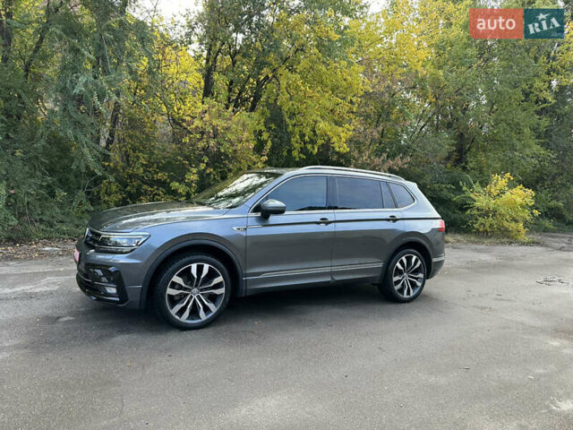 Серый Фольксваген Тигуан, объемом двигателя 2 л и пробегом 87 тыс. км за 25500 $, фото 8 на Automoto.ua