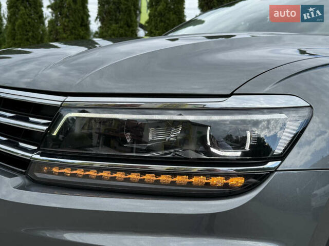 Сірий Фольксваген Тігуан, об'ємом двигуна 1.98 л та пробігом 250 тис. км за 25555 $, фото 8 на Automoto.ua