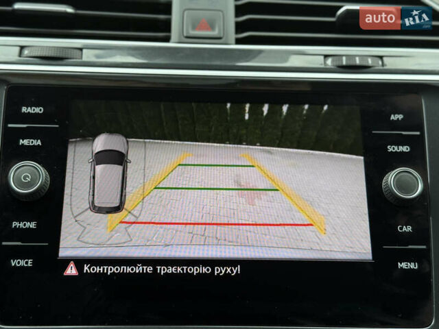 Сірий Фольксваген Тігуан, об'ємом двигуна 2 л та пробігом 250 тис. км за 27500 $, фото 60 на Automoto.ua