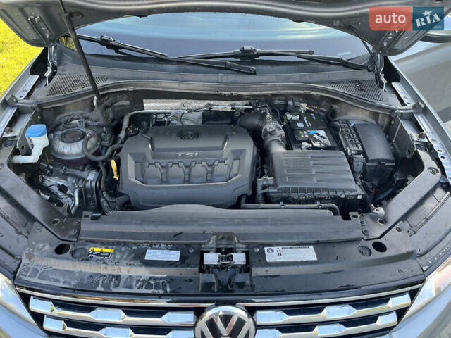 Сірий Фольксваген Тігуан, об'ємом двигуна 1.98 л та пробігом 182 тис. км за 16950 $, фото 19 на Automoto.ua