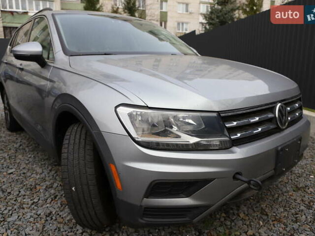 Сірий Фольксваген Тігуан, об'ємом двигуна 1.98 л та пробігом 110 тис. км за 11899 $, фото 1 на Automoto.ua