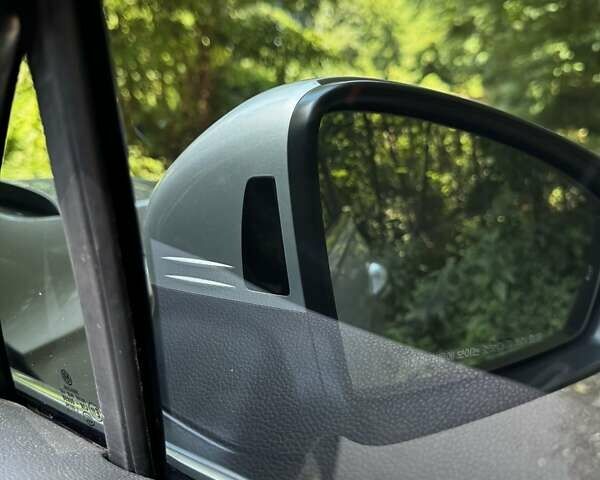 Серый Фольксваген Тигуан, объемом двигателя 1.98 л и пробегом 103 тыс. км за 31000 $, фото 35 на Automoto.ua