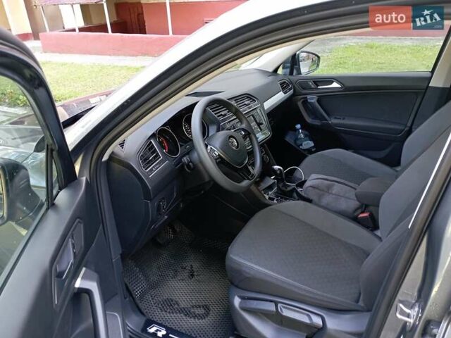 Сірий Фольксваген Тігуан, об'ємом двигуна 1.98 л та пробігом 86 тис. км за 17999 $, фото 21 на Automoto.ua