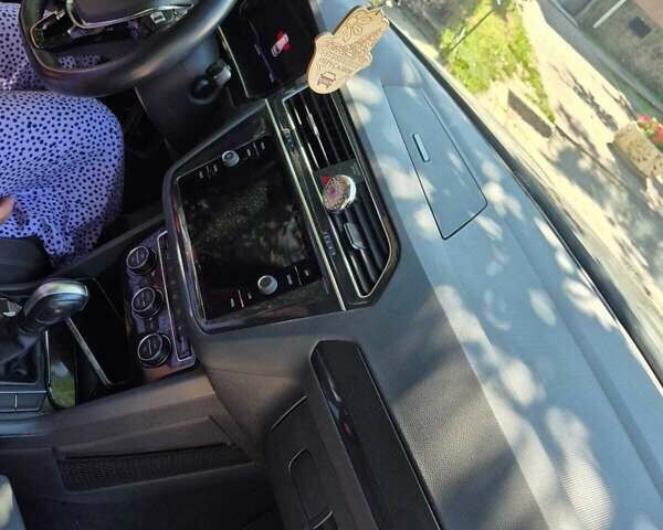 Серый Фольксваген Тигуан, объемом двигателя 1.97 л и пробегом 90 тыс. км за 32000 $, фото 7 на Automoto.ua