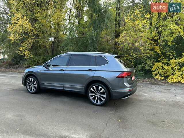 Серый Фольксваген Тигуан, объемом двигателя 2 л и пробегом 87 тыс. км за 25500 $, фото 7 на Automoto.ua