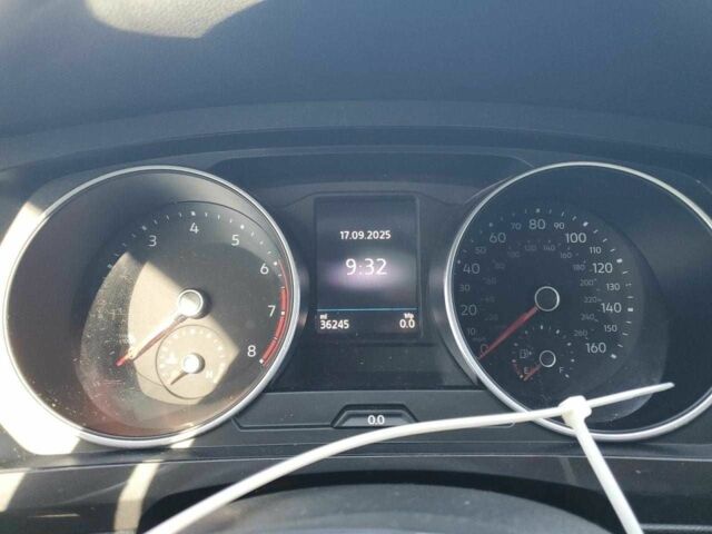 Сірий Фольксваген Тігуан, об'ємом двигуна 2 л та пробігом 36 тис. км за 5300 $, фото 8 на Automoto.ua