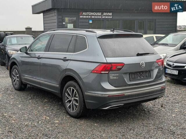 Серый Фольксваген Тигуан, объемом двигателя 1.98 л и пробегом 105 тыс. км за 17950 $, фото 22 на Automoto.ua