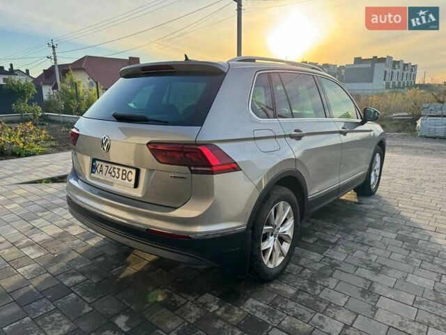 Серый Фольксваген Тигуан, объемом двигателя 1.97 л и пробегом 152 тыс. км за 29000 $, фото 13 на Automoto.ua