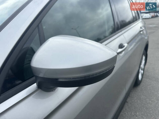 Серый Фольксваген Тигуан, объемом двигателя 1.97 л и пробегом 110 тыс. км за 24999 $, фото 57 на Automoto.ua