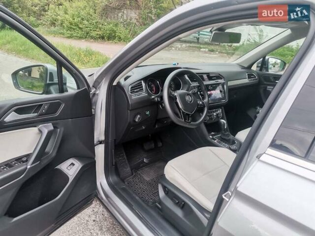 Серый Фольксваген Тигуан, объемом двигателя 1.98 л и пробегом 63 тыс. км за 25400 $, фото 12 на Automoto.ua